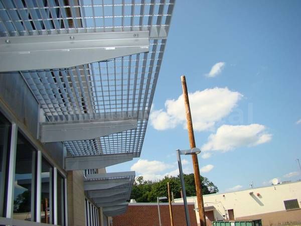 Flat aluminum grating