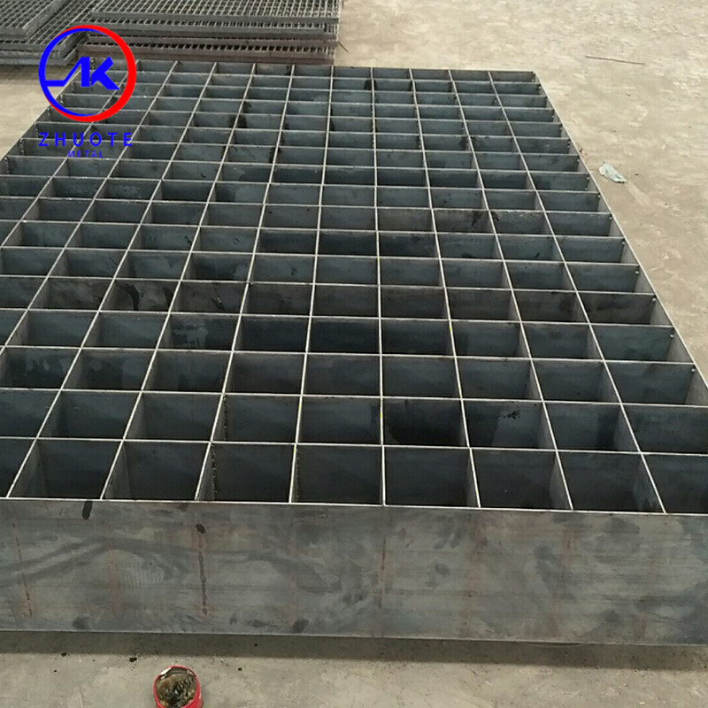 Havey duty steel grating