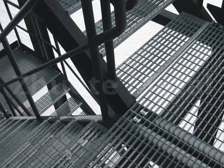 Galvanized Serrated steel grating