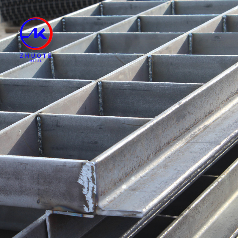 Havey duty steel grating