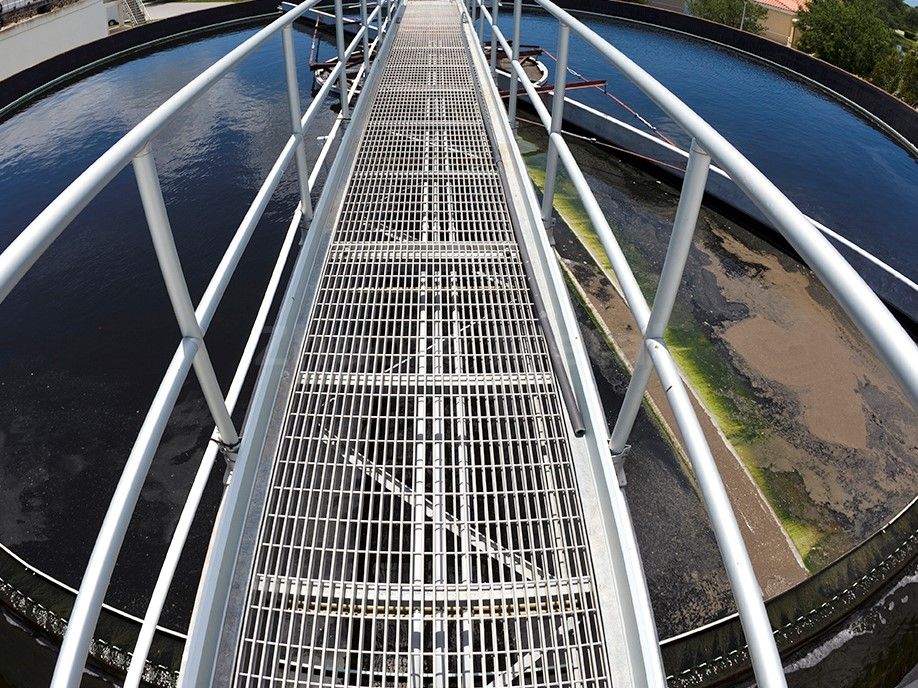 Steel Grating Walkway