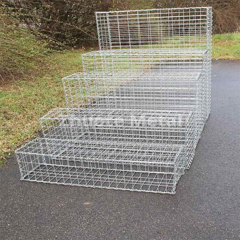 Welded gabion box