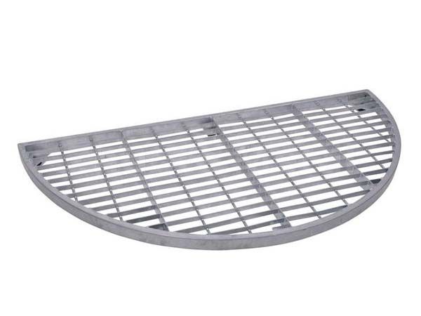 Irregular steel grating doormat