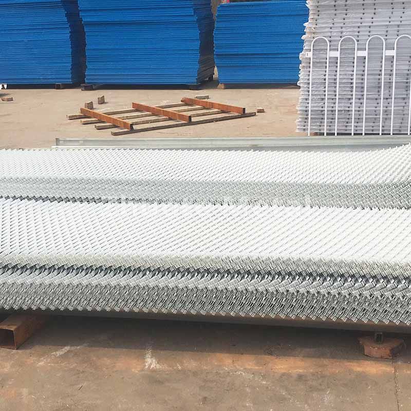 Expanded metal sheet